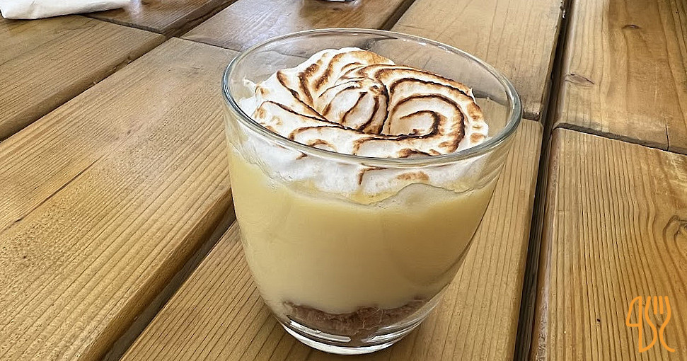 Desserts maison : crêpes et fondant au chocolat